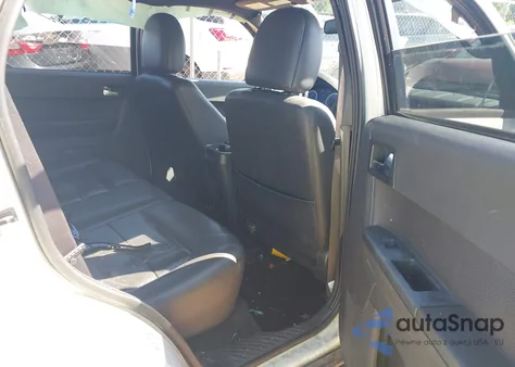 2012 Ford Escape Limited z USA, uszkodzony, nr VIN 1FMCU0EG3CKB65262